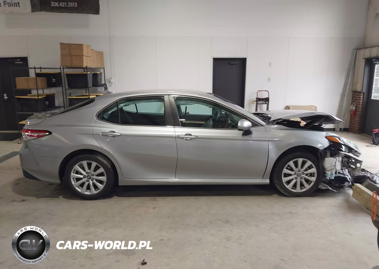2019 Toyota Camry Le VIN:4T1B11HK5KU246034 - 13