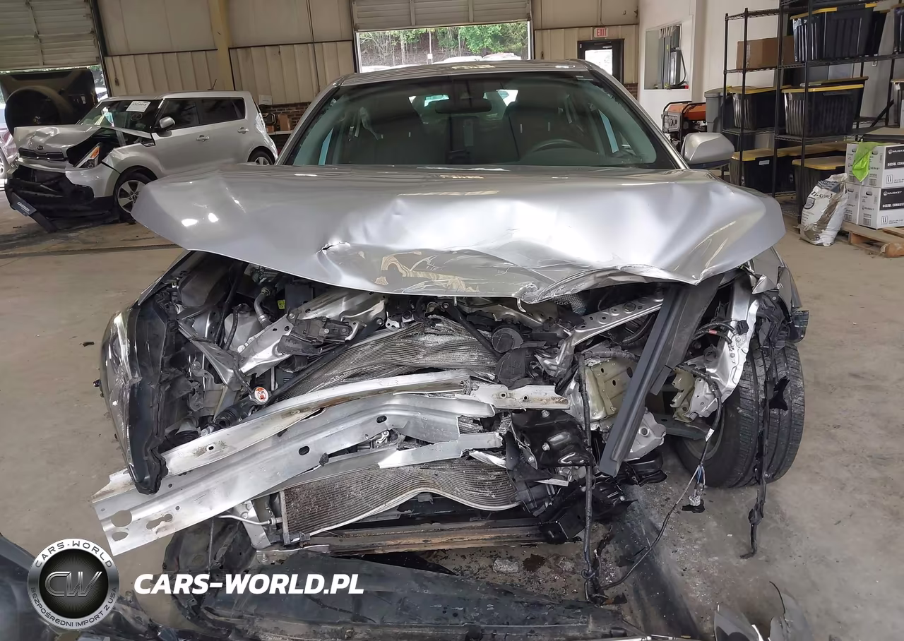 2019 Toyota Camry Le VIN:4T1B11HK5KU246034 - 6