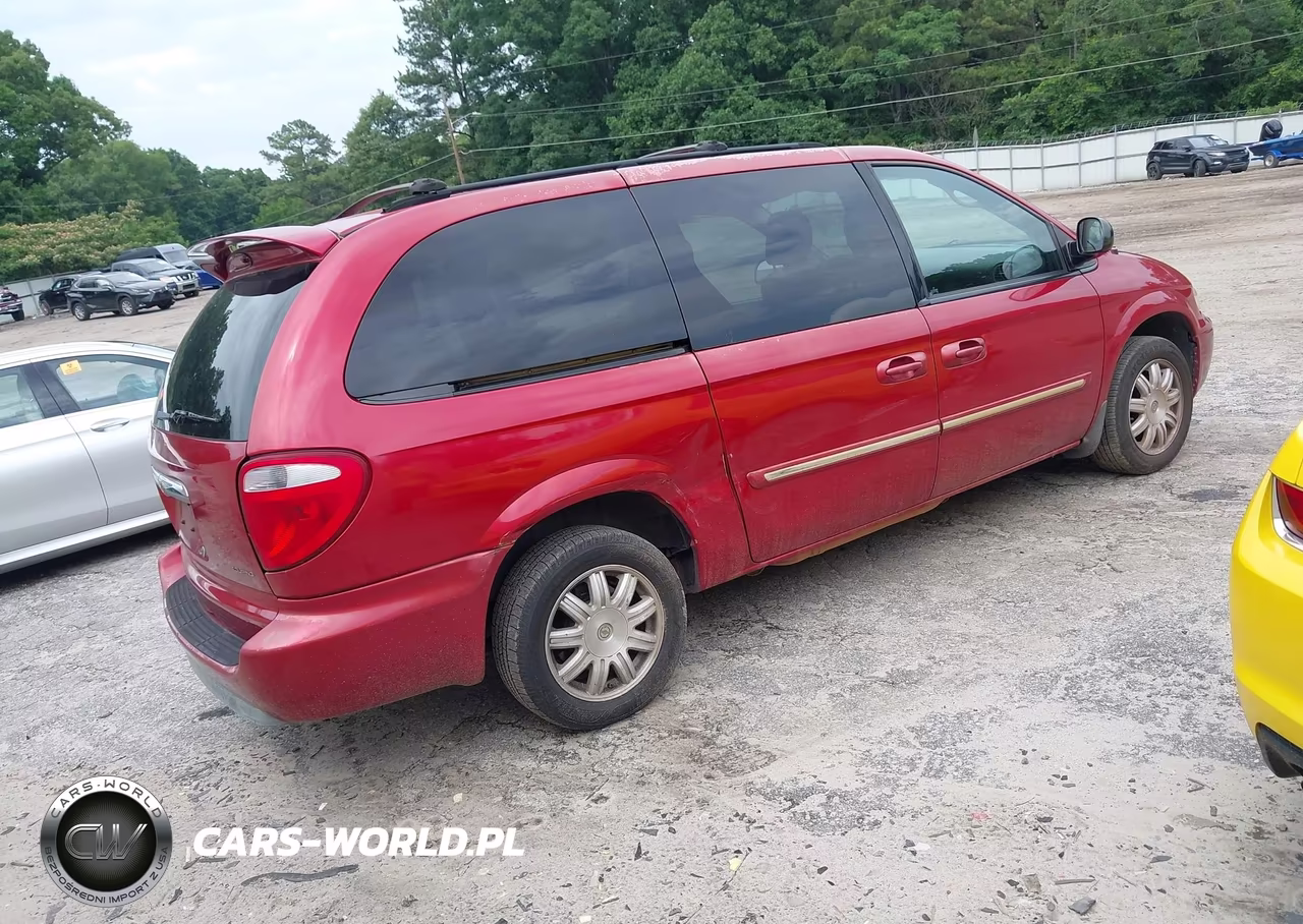 2006 Chrysler Town & Country Touring VIN:2A4GP54L56R782882 - 4