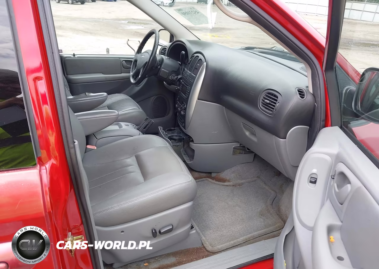 2006 Chrysler Town & Country Touring VIN:2A4GP54L56R782882 - 5
