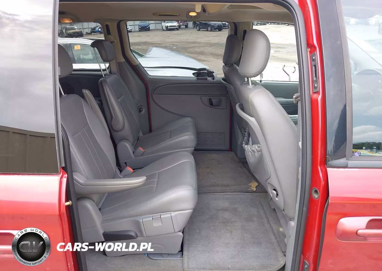 2006 Chrysler Town & Country Touring VIN:2A4GP54L56R782882 - 8