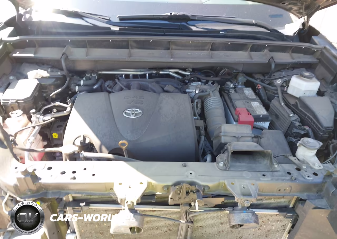 2022 Toyota Highlander Xle VIN:5TDGZRBH6NS590155 - 10