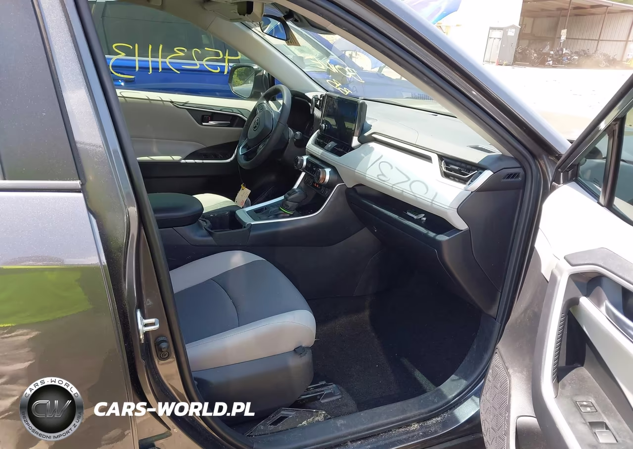 2024 Toyota Rav4 Xle VIN:2T3P1RFVXRC479086 - 5