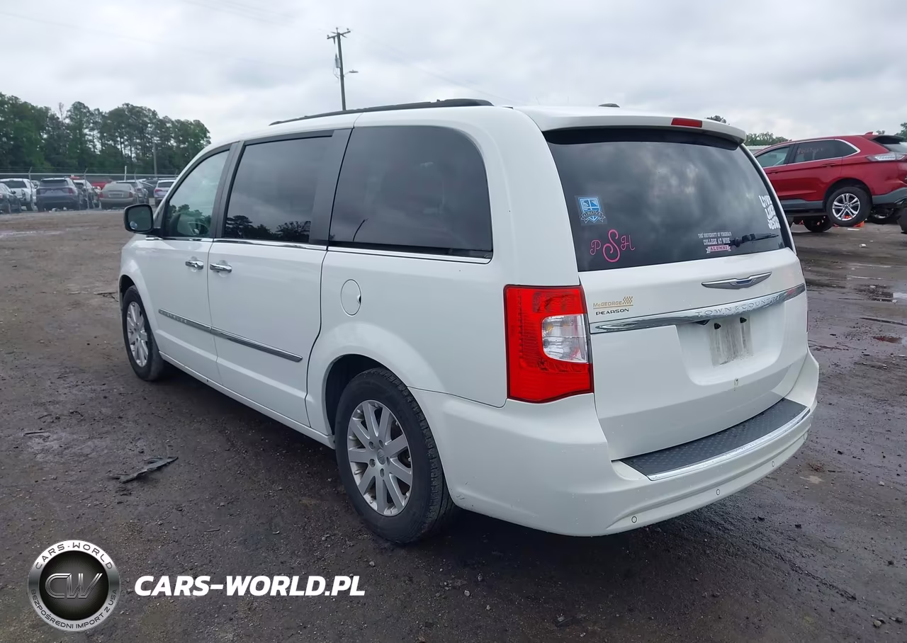 2012 Chrysler Town & Country Touring-L VIN:2C4RC1CG9CR411047 - 3