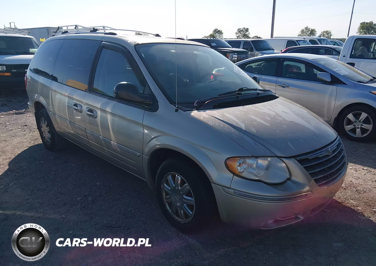 2005 Chrysler Town & Country Limited