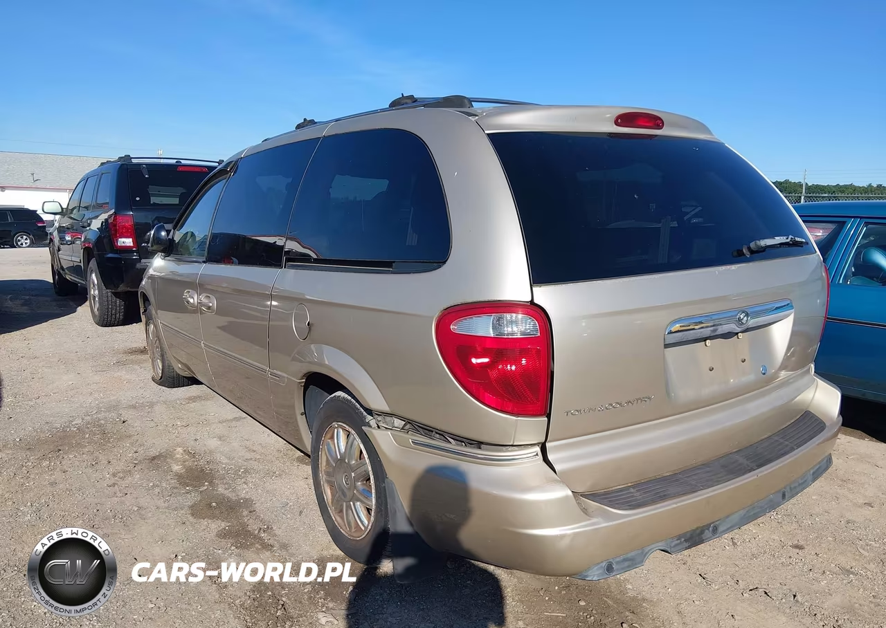 2005 Chrysler Town & Country Limited VIN:2C4GP64L25R136080 - 15
