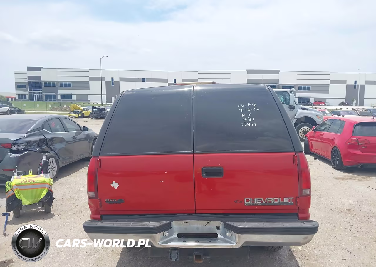 1998 Chevrolet Suburban 1500 VIN:3GNFK16R4WG149880 - 16
