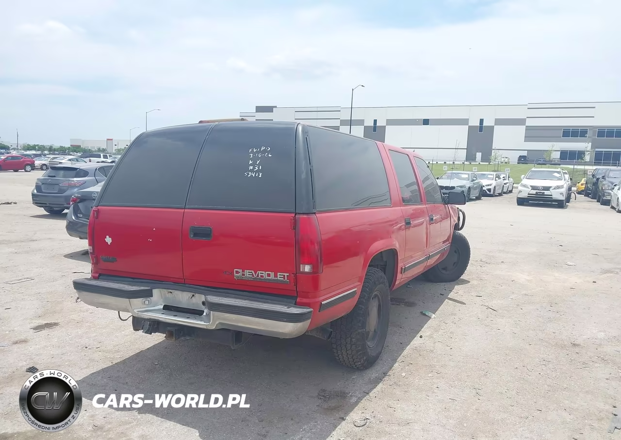 1998 Chevrolet Suburban 1500 VIN:3GNFK16R4WG149880 - 4