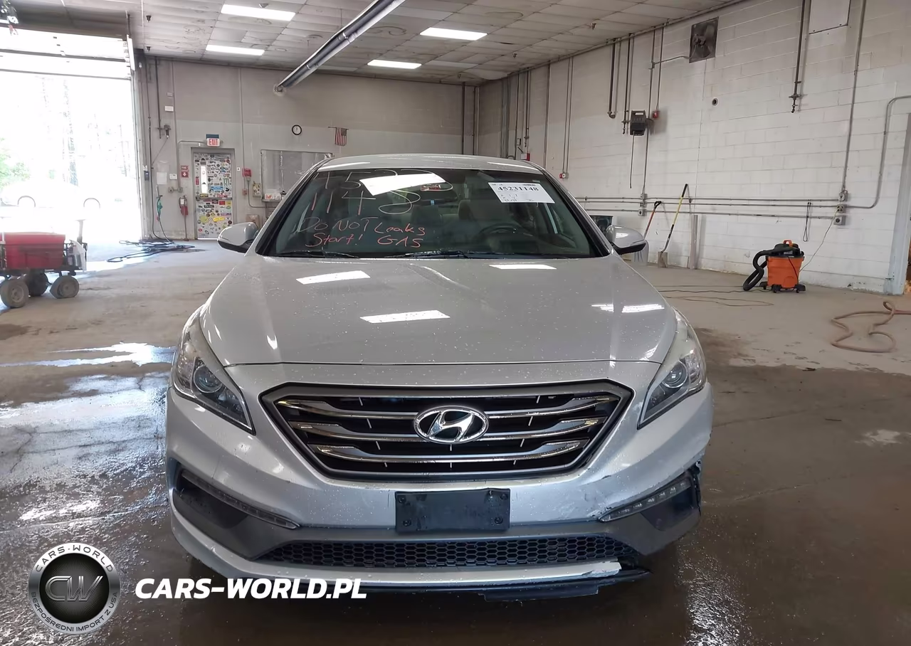 2016 Hyundai Sonata Sport VIN:5NPE34AF5GH288179 - 12