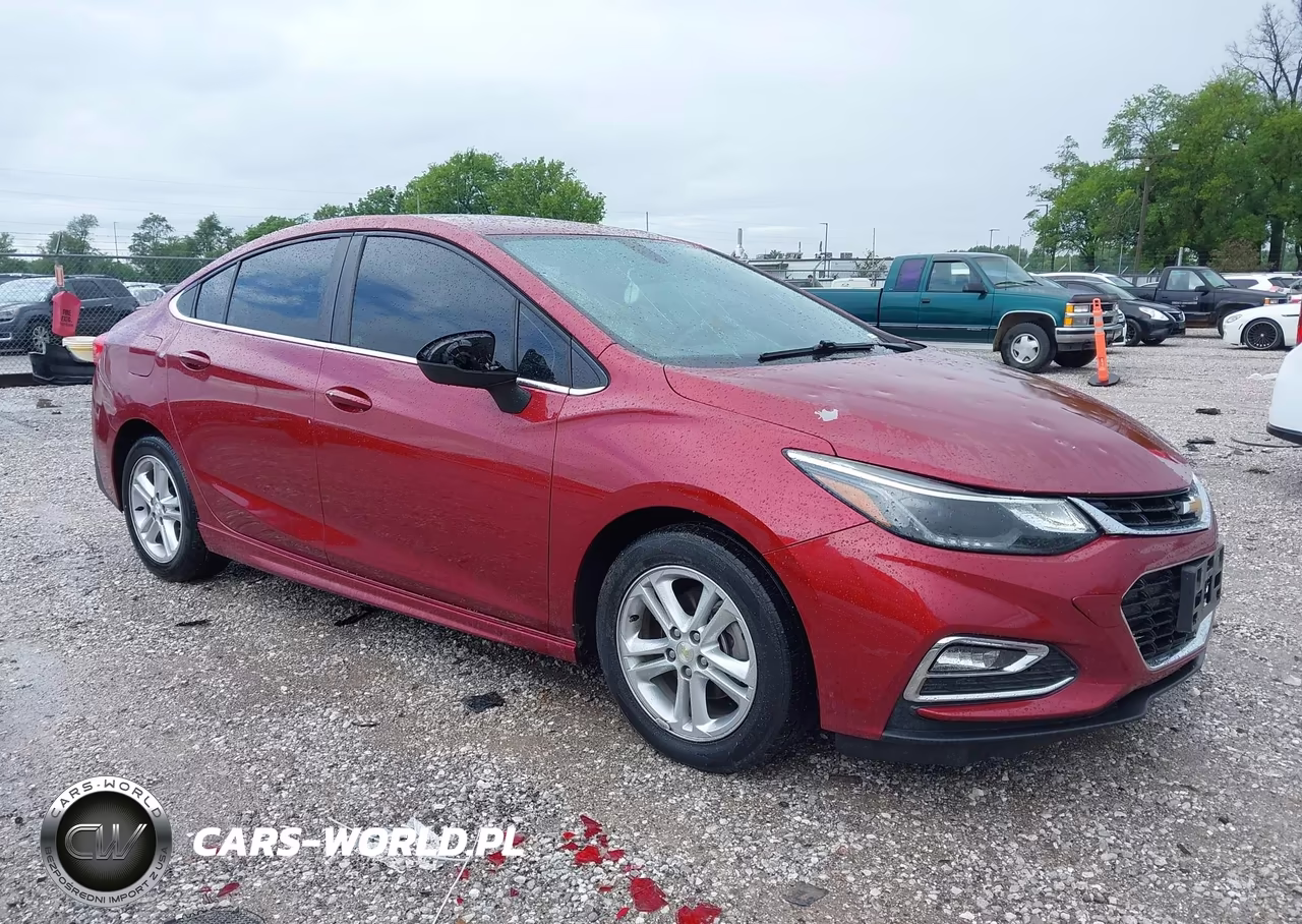 2017 Chevrolet Cruze Lt Auto – zdjęcie 1 z 16