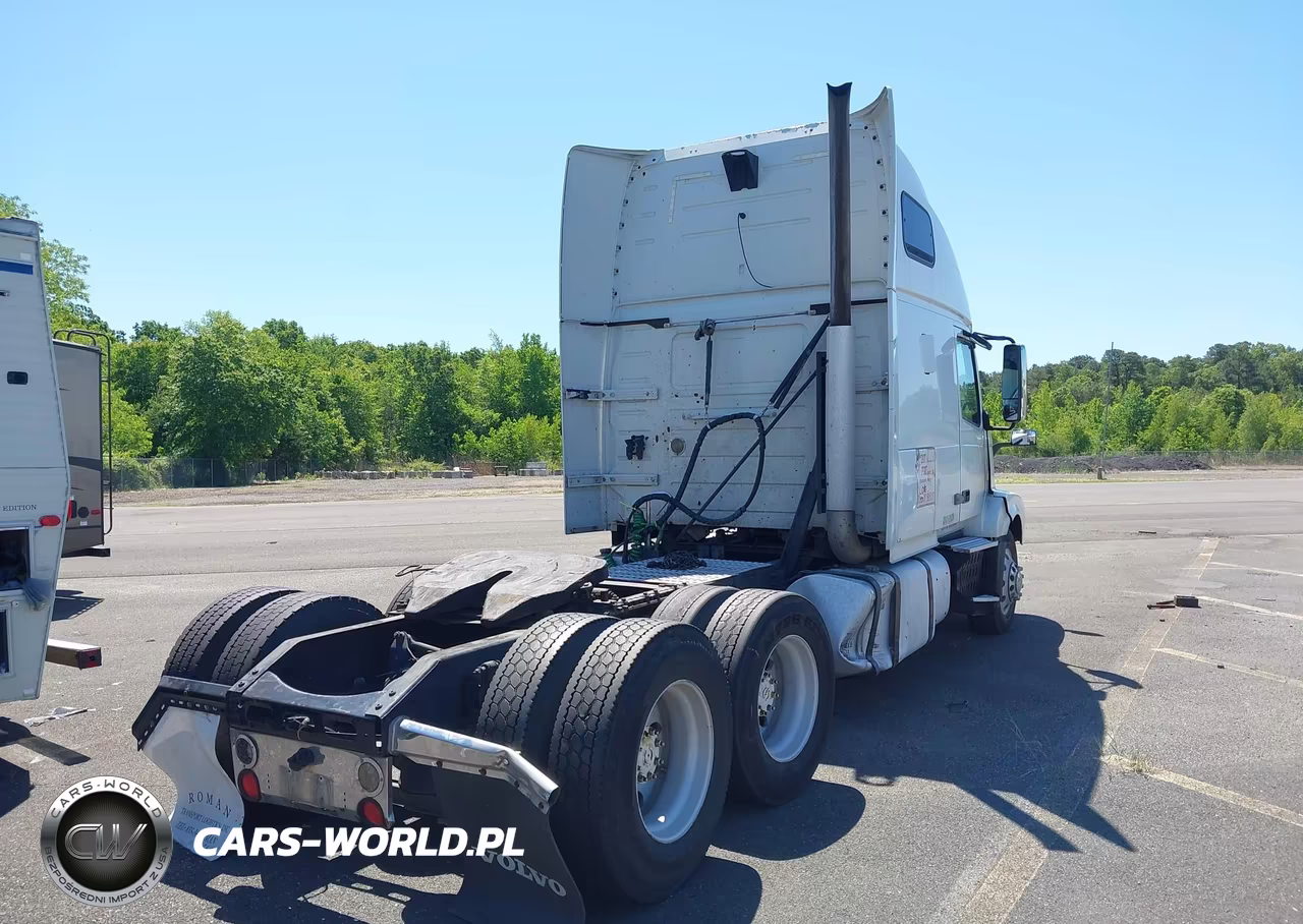 2013 Volvo Vn Vnl VIN:4V4NC9EH3DN140735 - 4