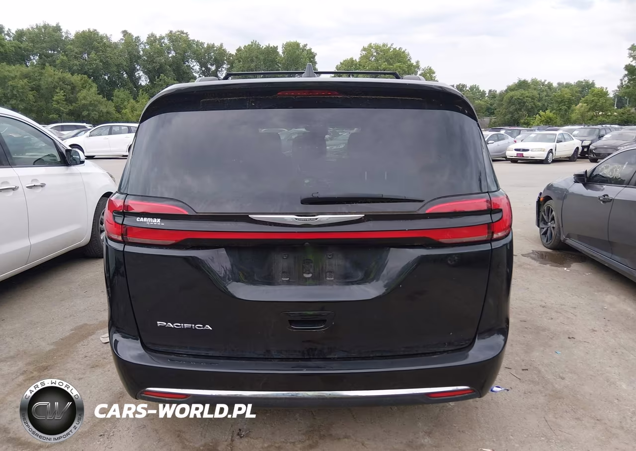2022 Chrysler Pacifica Touring L VIN:2C4RC1BG0NR211906 - 16