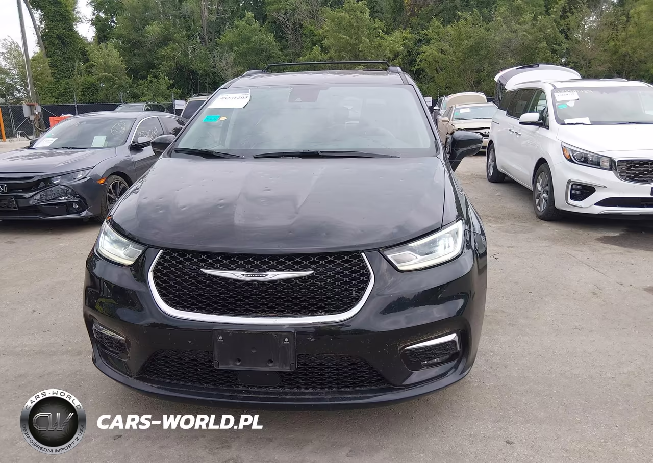 2022 Chrysler Pacifica Touring L VIN:2C4RC1BG0NR211906 - 6