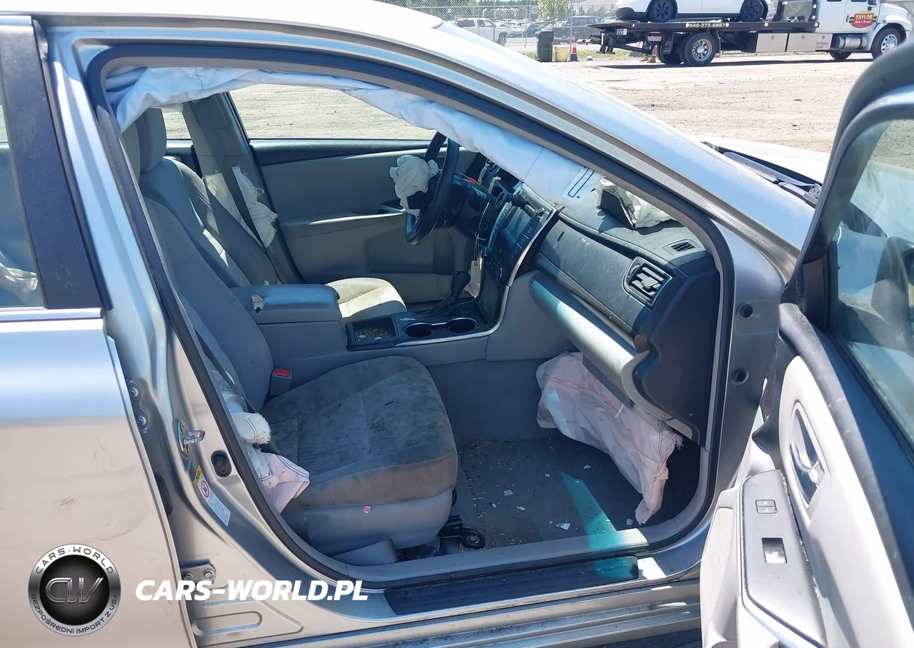 2017 Toyota Camry Le VIN:4T1BF1FK3HU393997 - 5