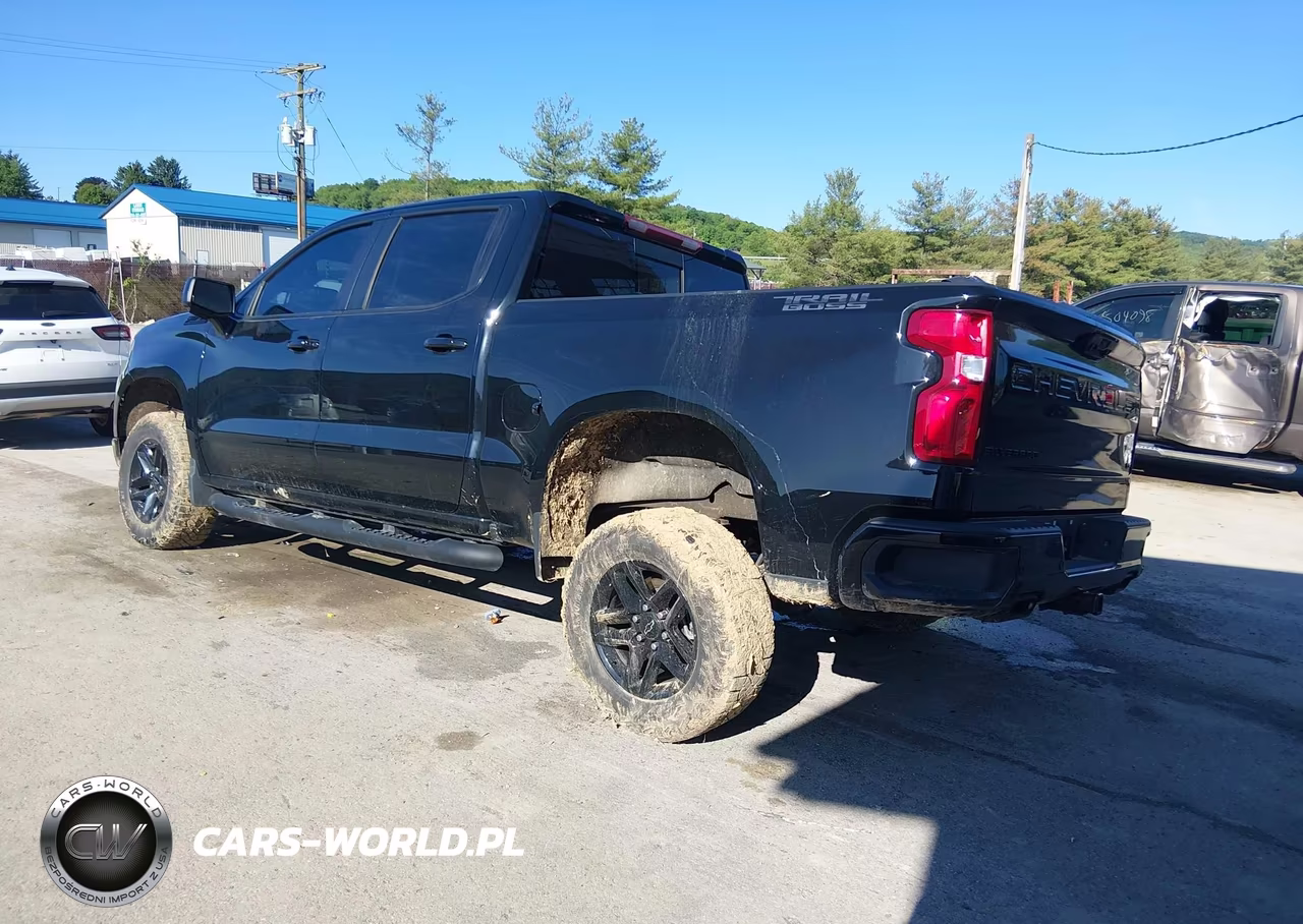 2024 Chevrolet Silverado 1500 4Wd Short Bed Lt Trail Boss VIN:3GCUDFE82RG358247 - 3