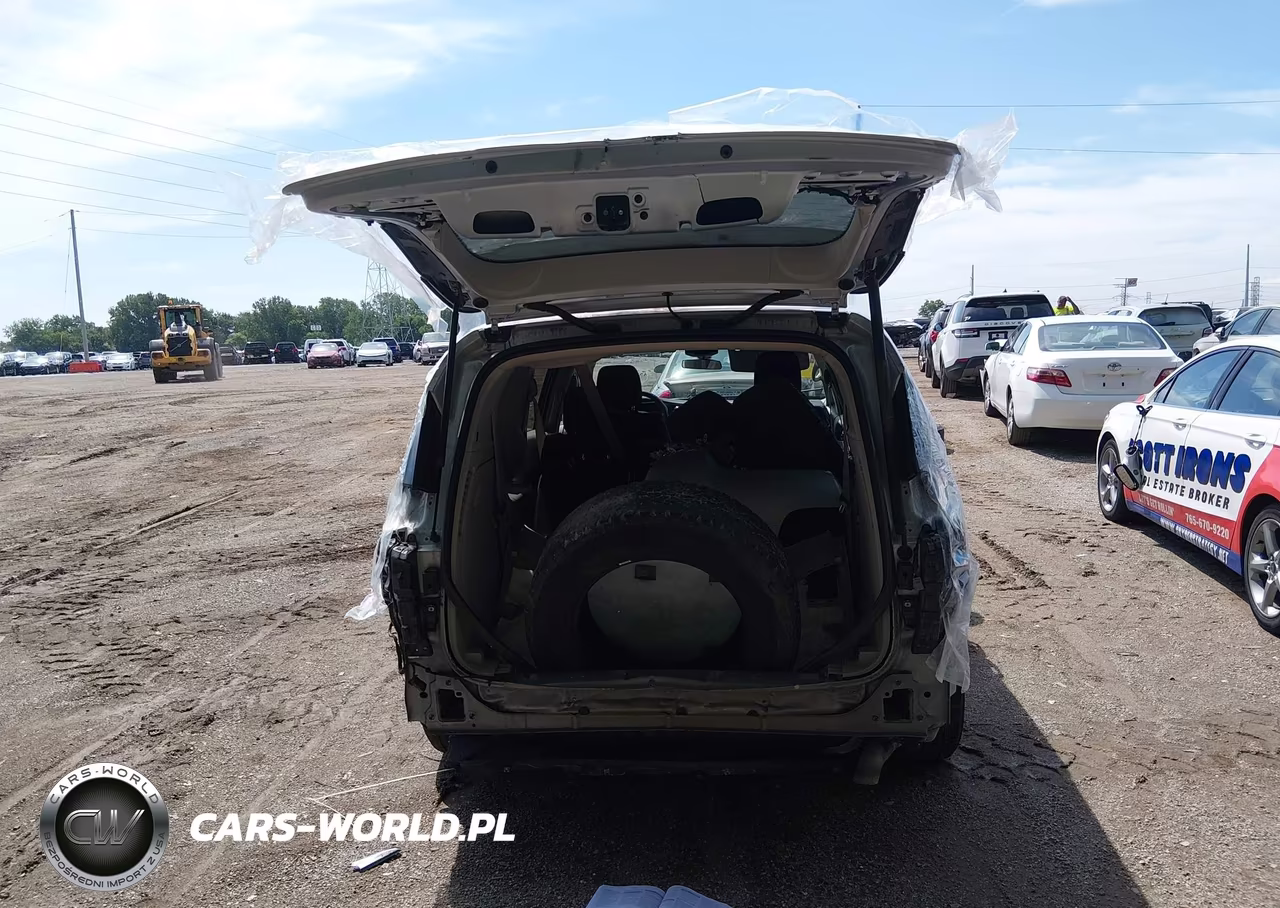 2022 Chrysler Voyager Lx VIN:2C4RC1CG6NR225470 - 17