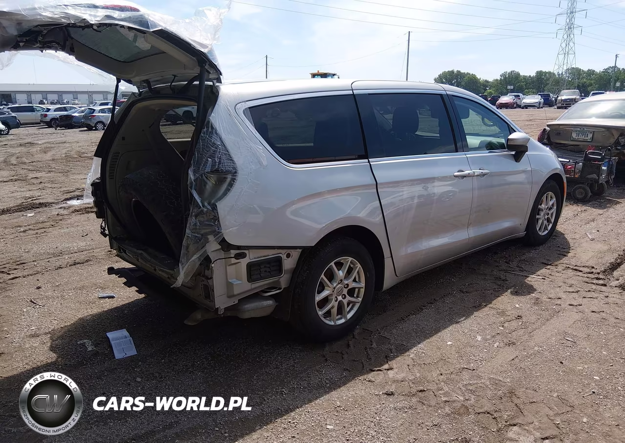 2022 Chrysler Voyager Lx VIN:2C4RC1CG6NR225470 - 4