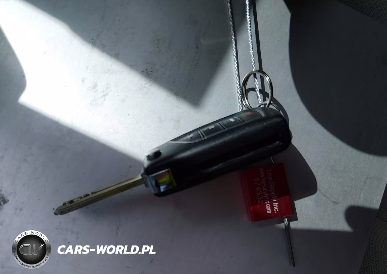 2021 Toyota Corolla Le VIN:5YFEPMAE8MP230755 - 11