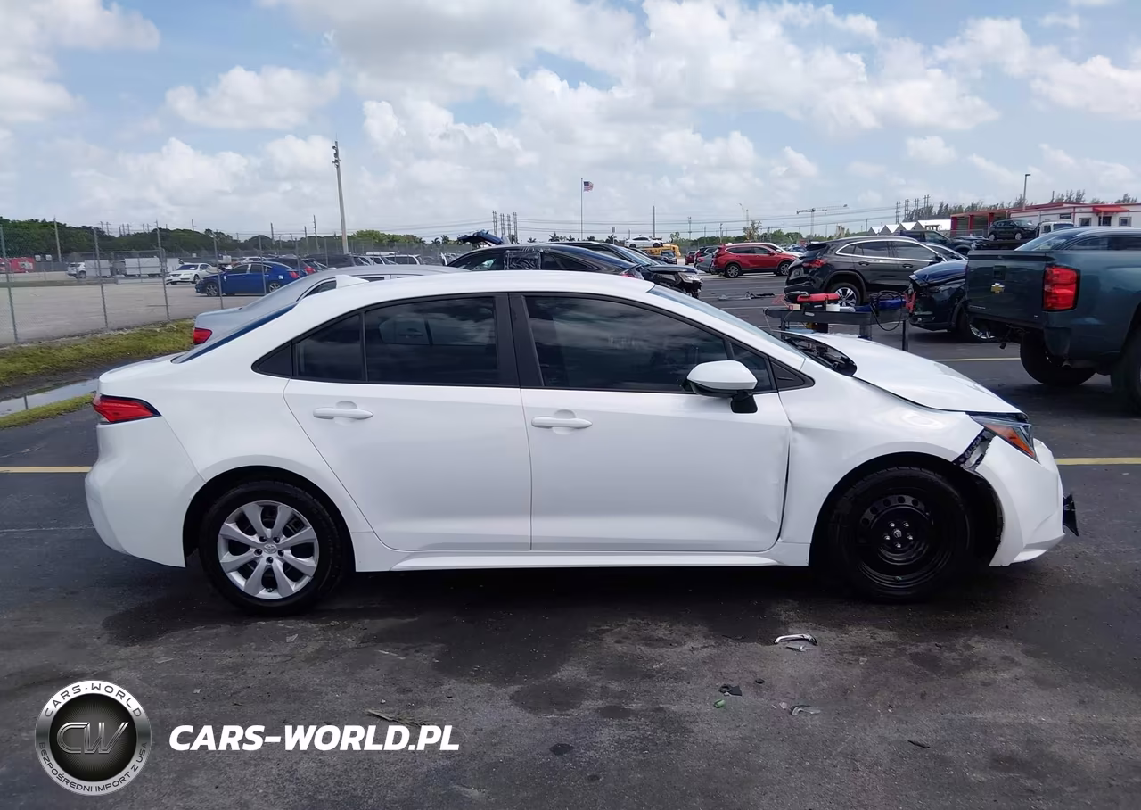2021 Toyota Corolla Le VIN:5YFEPMAE8MP230755 - 13