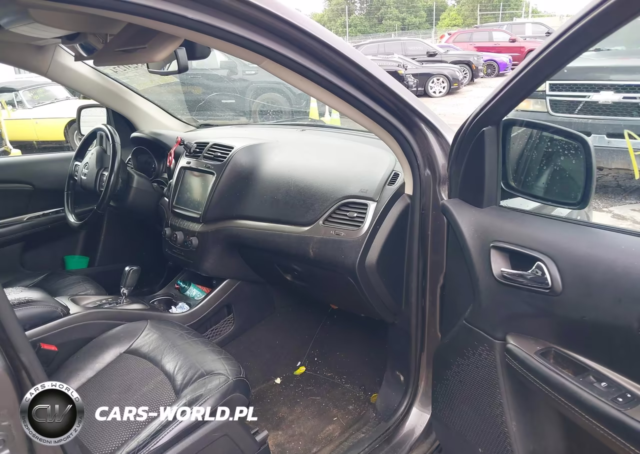 2019 Dodge Journey Crossroad VIN:3C4PDCGG3KT778533 - 5