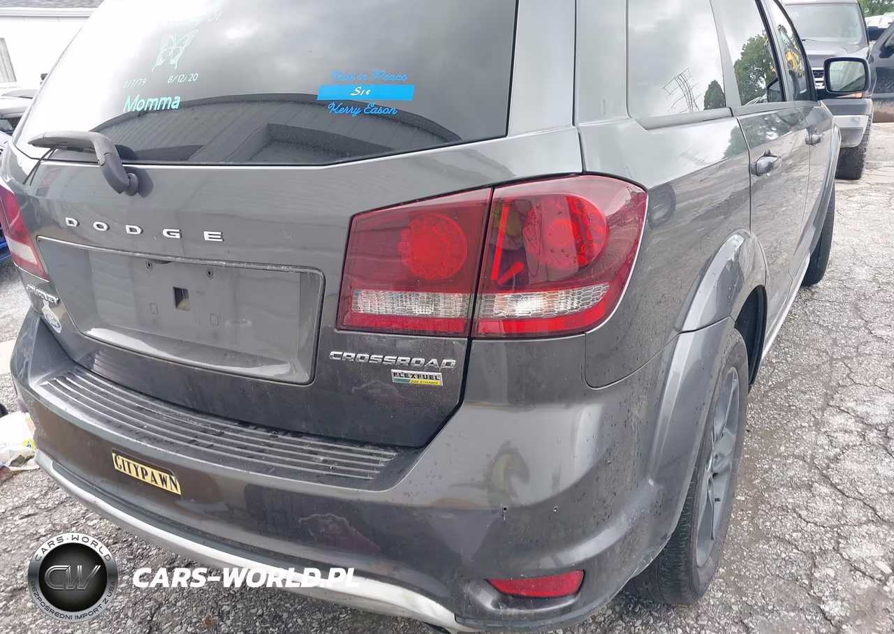 2019 Dodge Journey Crossroad VIN:3C4PDCGG3KT778533 - 6