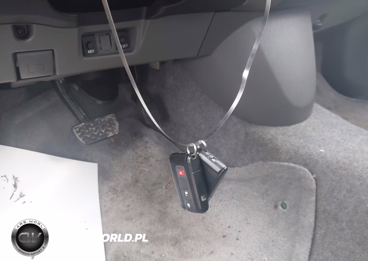 2007 Toyota Prius VIN:JTDKB20U073241793 - 11