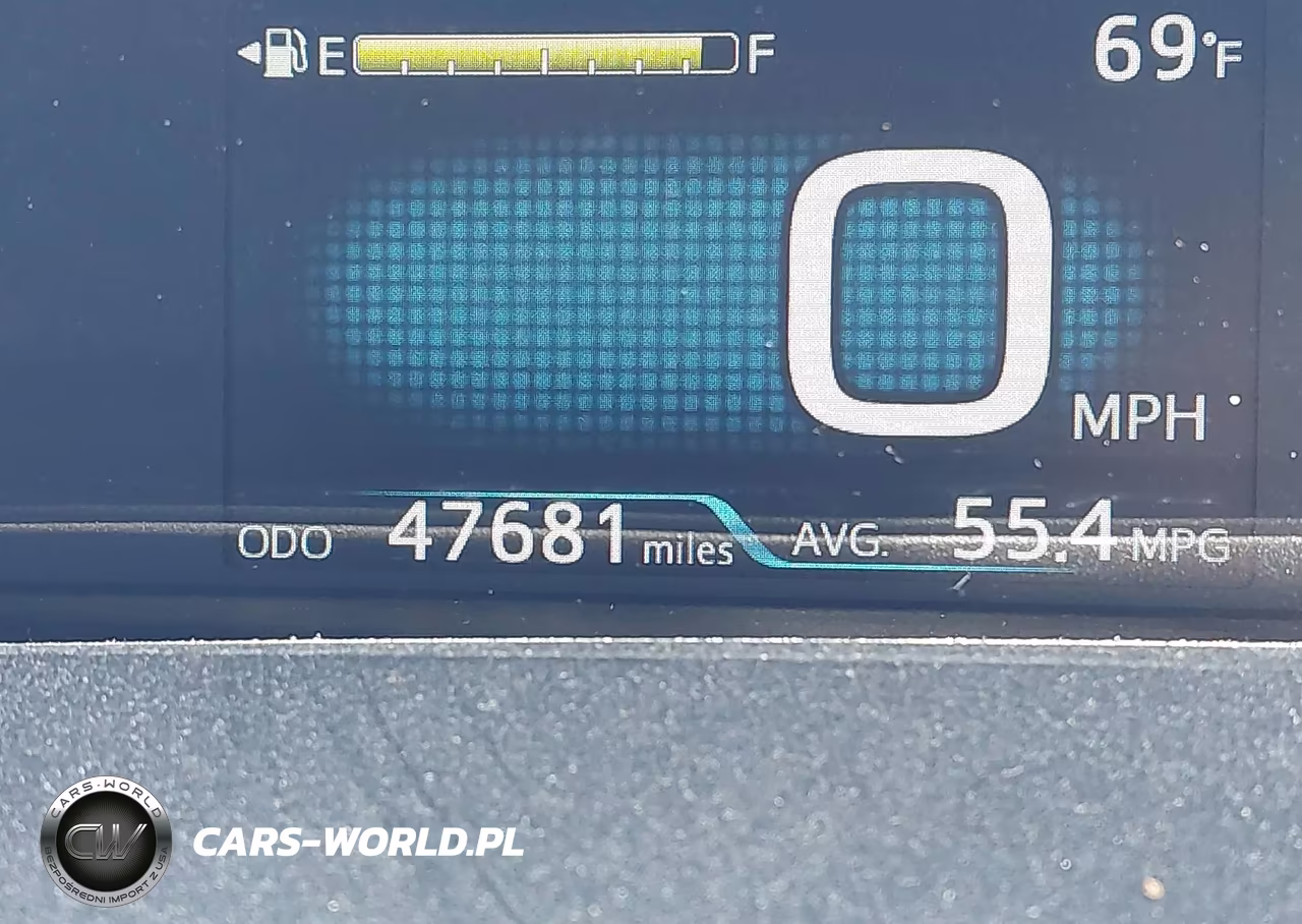 2016 Toyota Prius Four VIN:JTDKARFUXG3522311 - 16