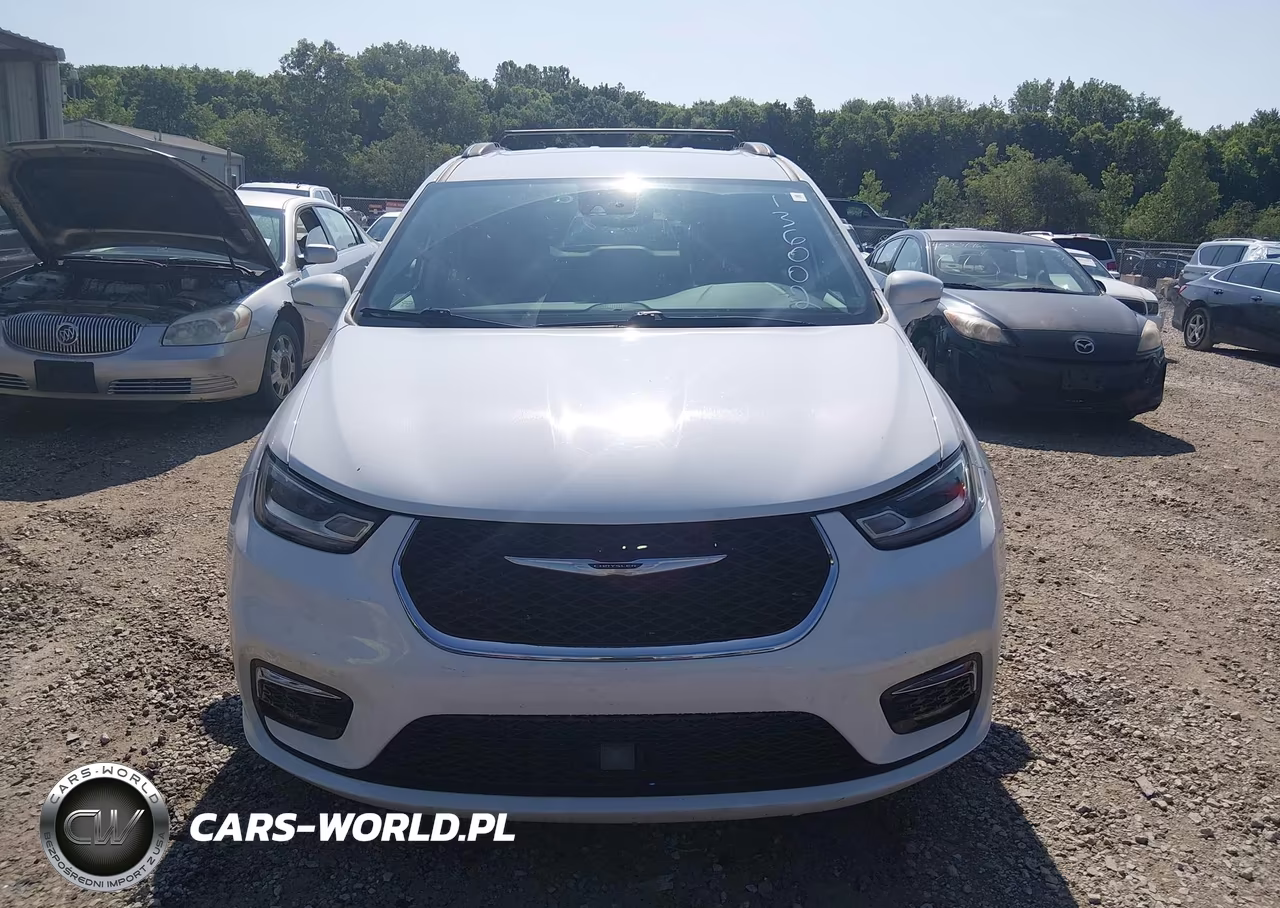 2022 Chrysler Pacifica Touring L VIN:2C4RC1BG8NR136002 - 12