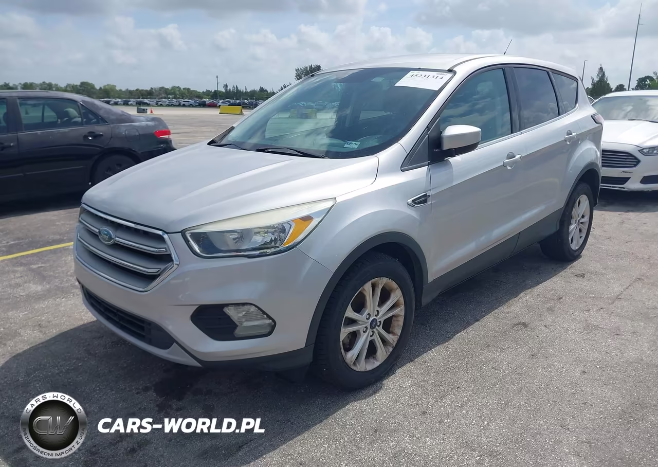 2017 Ford Escape Se VIN:1FMCU0GD9HUF02256 - 2