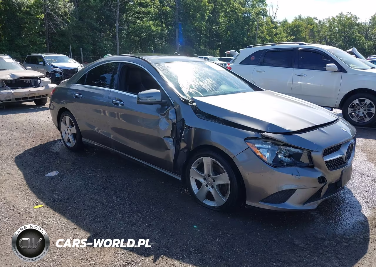 2015 Mercedes-Benz Cla 250 4Matic – zdjęcie 1 z 16
