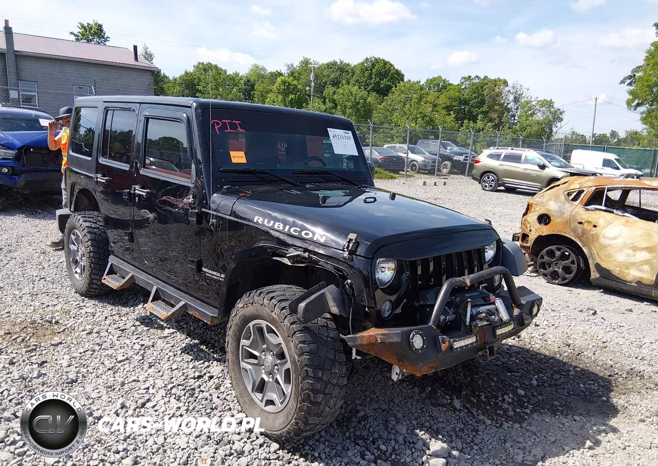 2015 Jeep Wrangler Unlimited Rubicon VIN:1C4BJWFG7FL612300 - 6