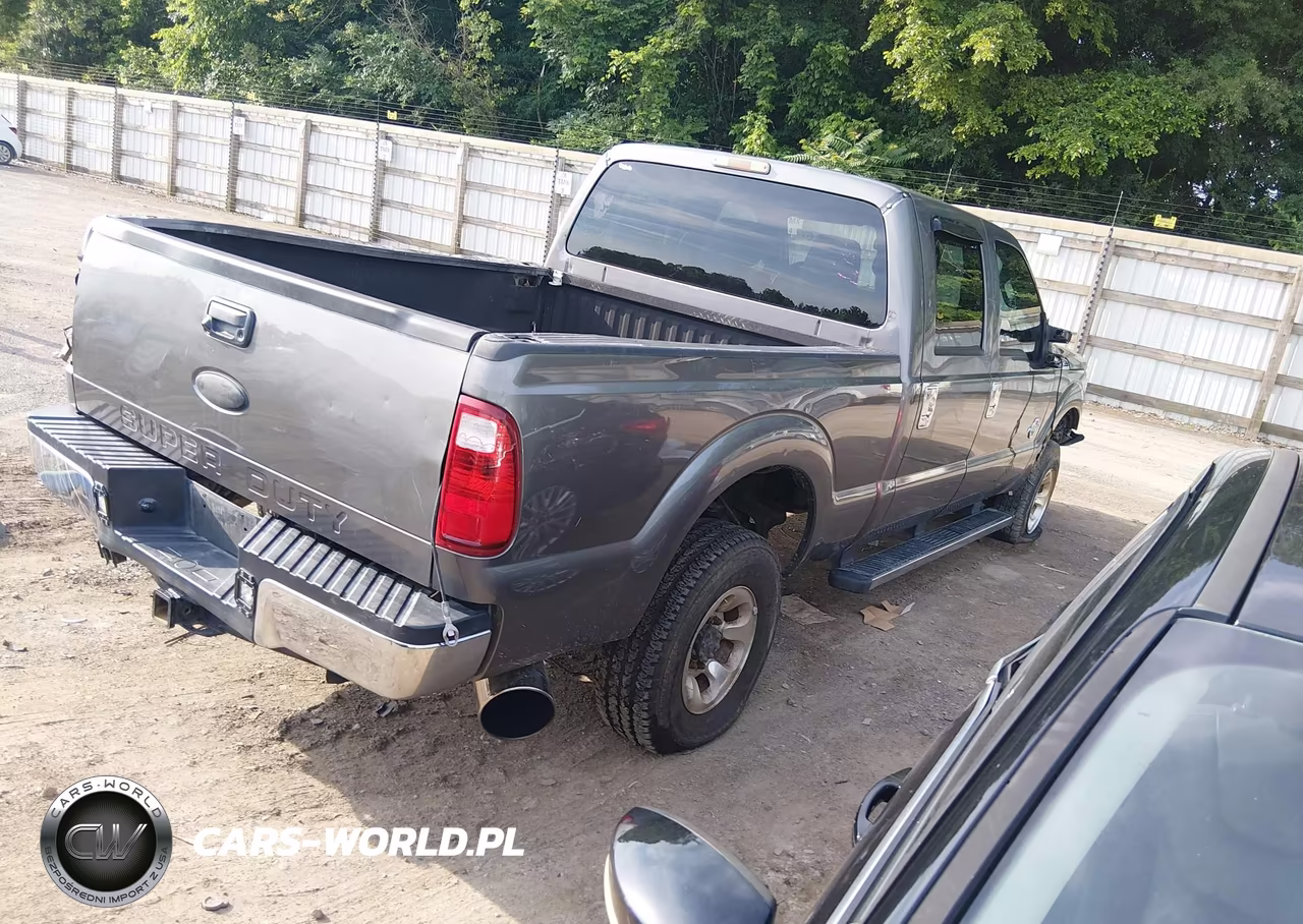 2012 Ford F-250 Xlt VIN:1FT7W2BTXCEB95032 - 4