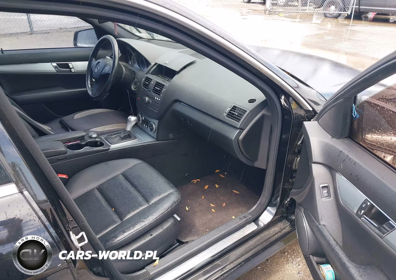 2010 Mercedes-Benz C 300 Luxury-Sport VIN:WDDGF5EB2AR122169 - 5