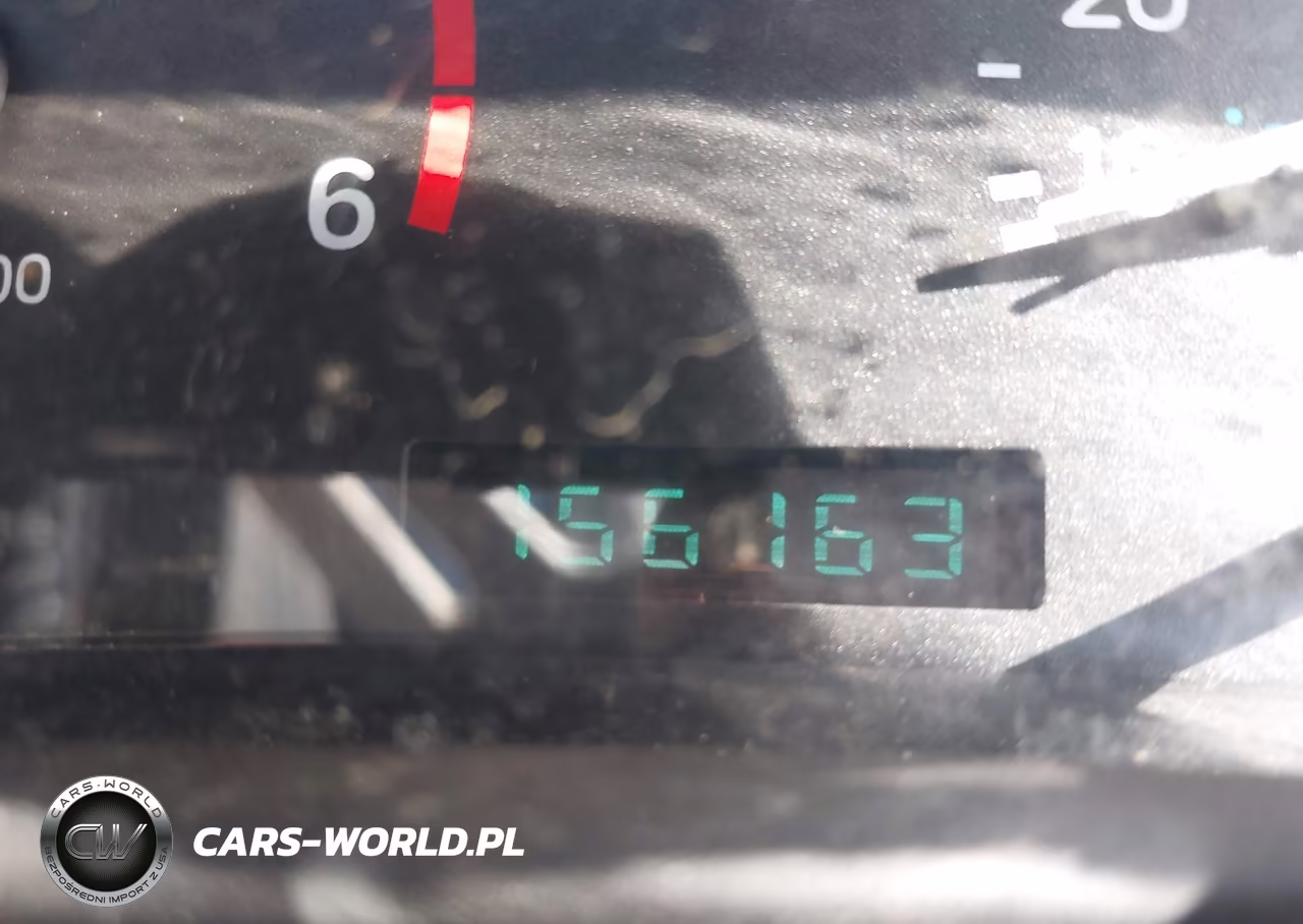 2000 Jeep Wrangler Sahara VIN:1J4FA59S2YP790701 - 16