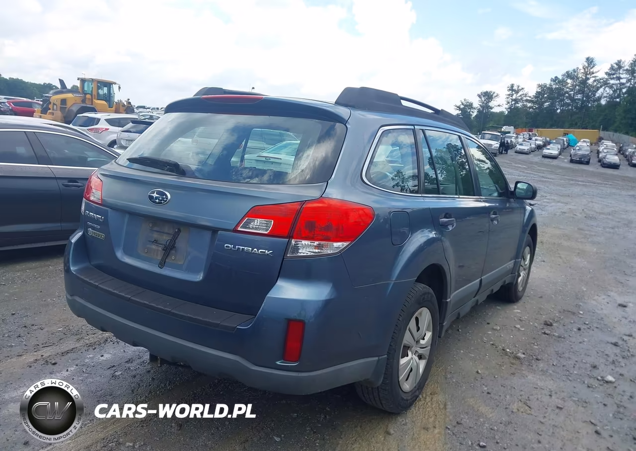 2013 Subaru Outback 2.5I VIN:4S4BRCAC5D3278837 - 4
