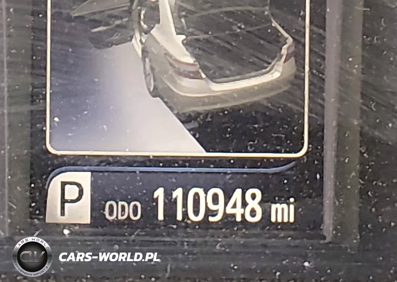 2016 Toyota Camry Le VIN:4T1BF1FK4GU570975 - 16