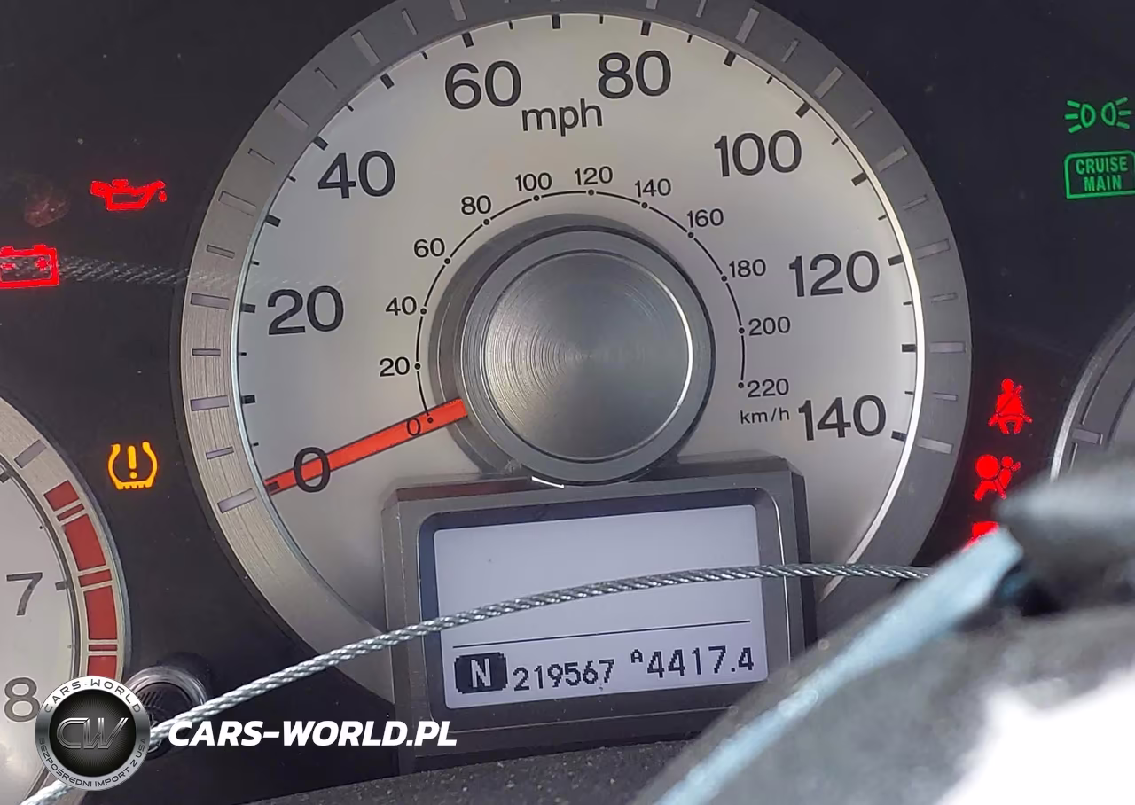2011 Honda Pilot Touring VIN:5FNYF4H91BB100818 - 15