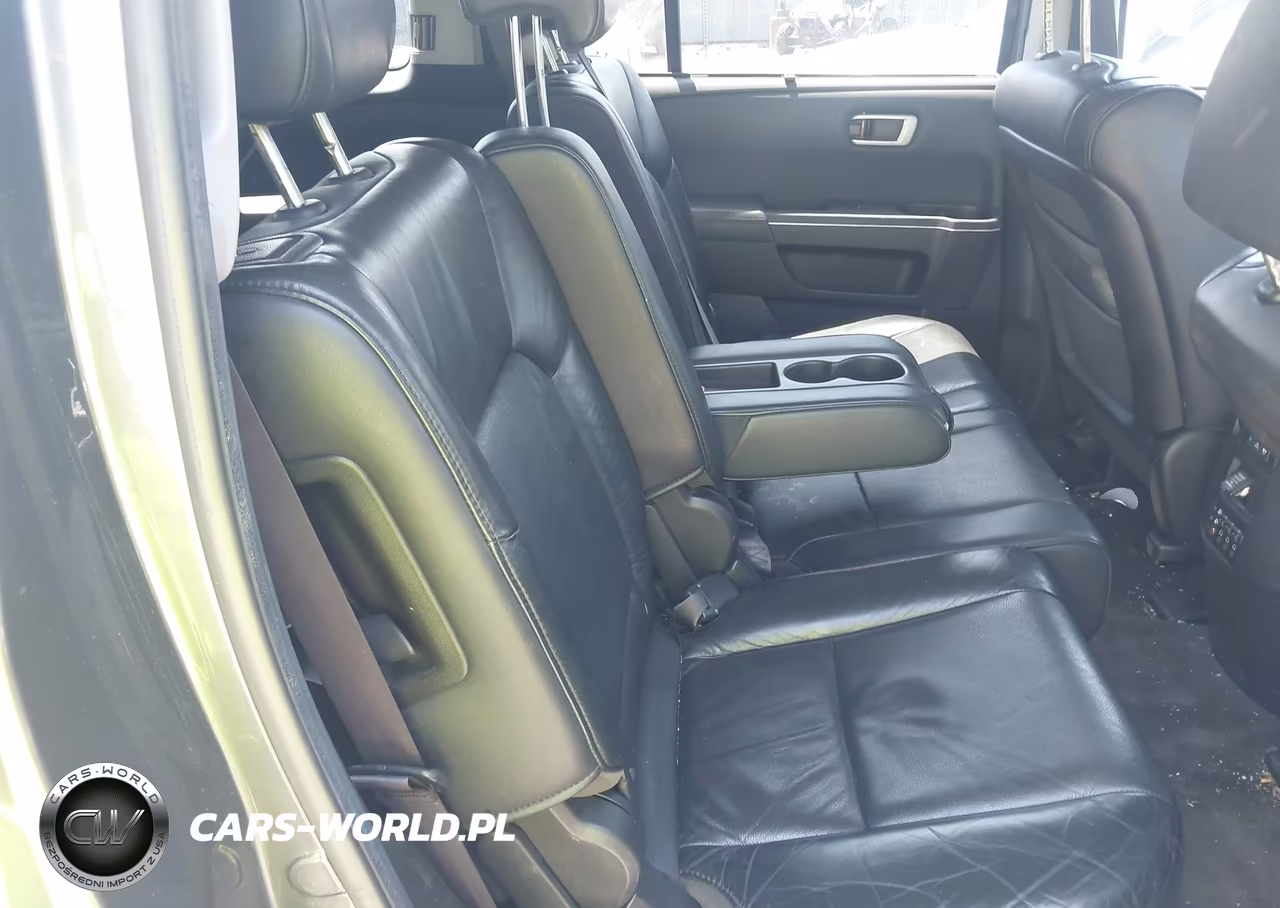 2011 Honda Pilot Touring VIN:5FNYF4H91BB100818 - 8
