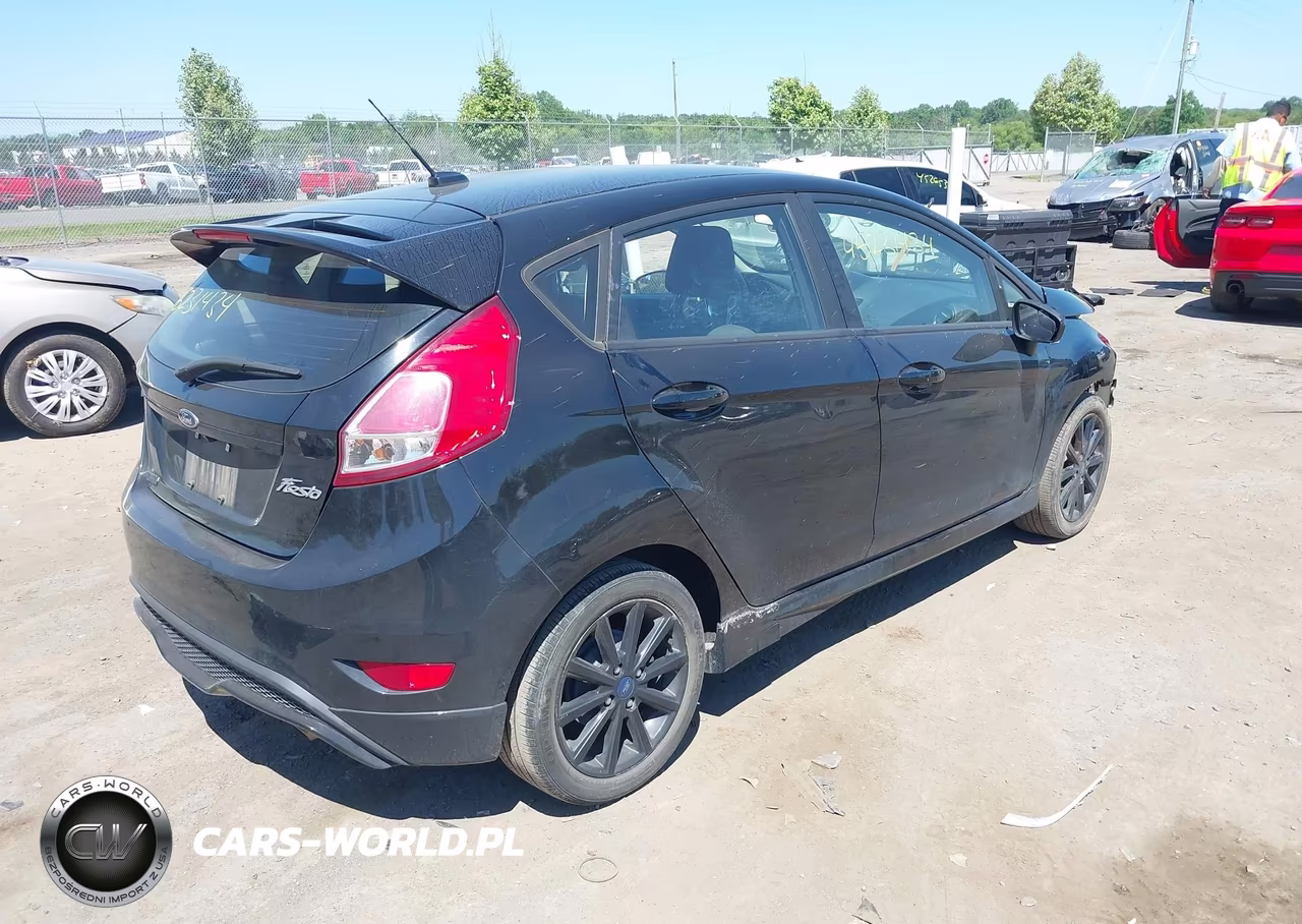 2019 Ford Fiesta St Line VIN:3FADP4DJ3KM154392 - 4