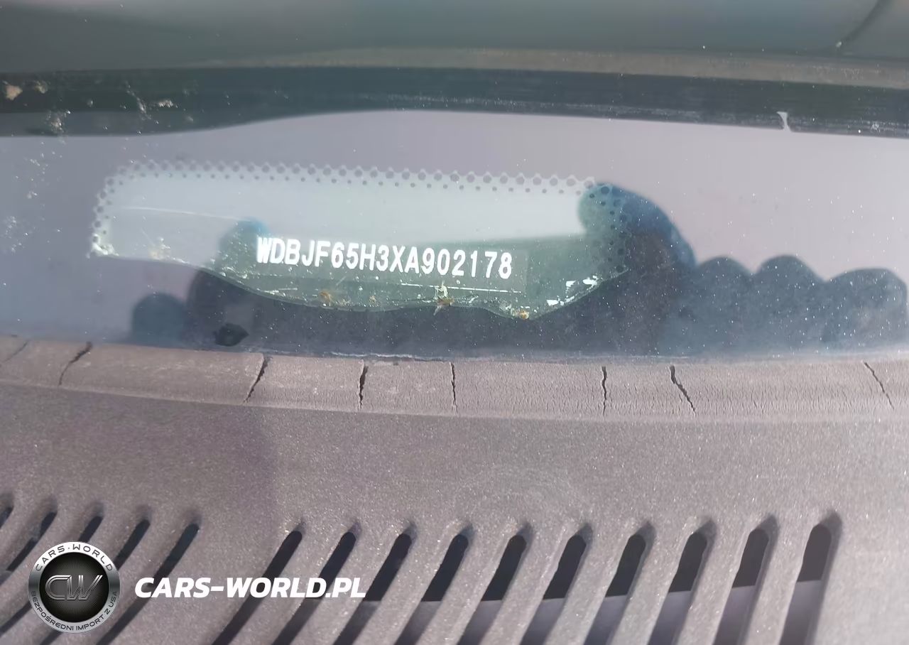 1999 Mercedes-Benz E 320 VIN:WDBJF65H3XA902178 - 12