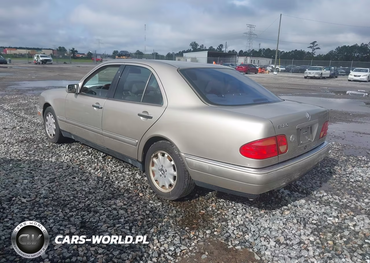 1999 Mercedes-Benz E 320 VIN:WDBJF65H3XA902178 - 3