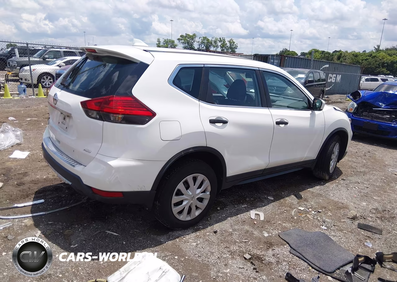 2017 Nissan Rogue S VIN:5N1AT2MV9HC737751 - 4