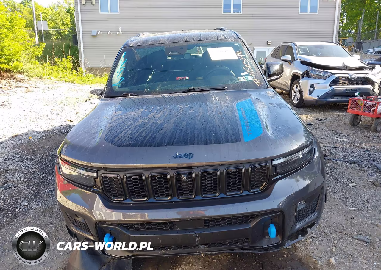 2023 Jeep Grand Cherokee 4Xe Trailhawk VIN:1C4RJYC62P8905466 - 12