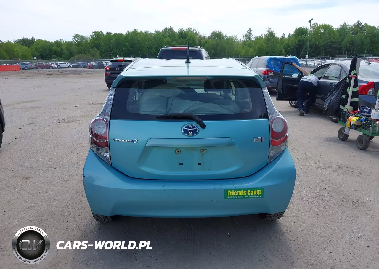 2013 Toyota Prius C Two VIN:JTDKDTB31D1051934 - 16