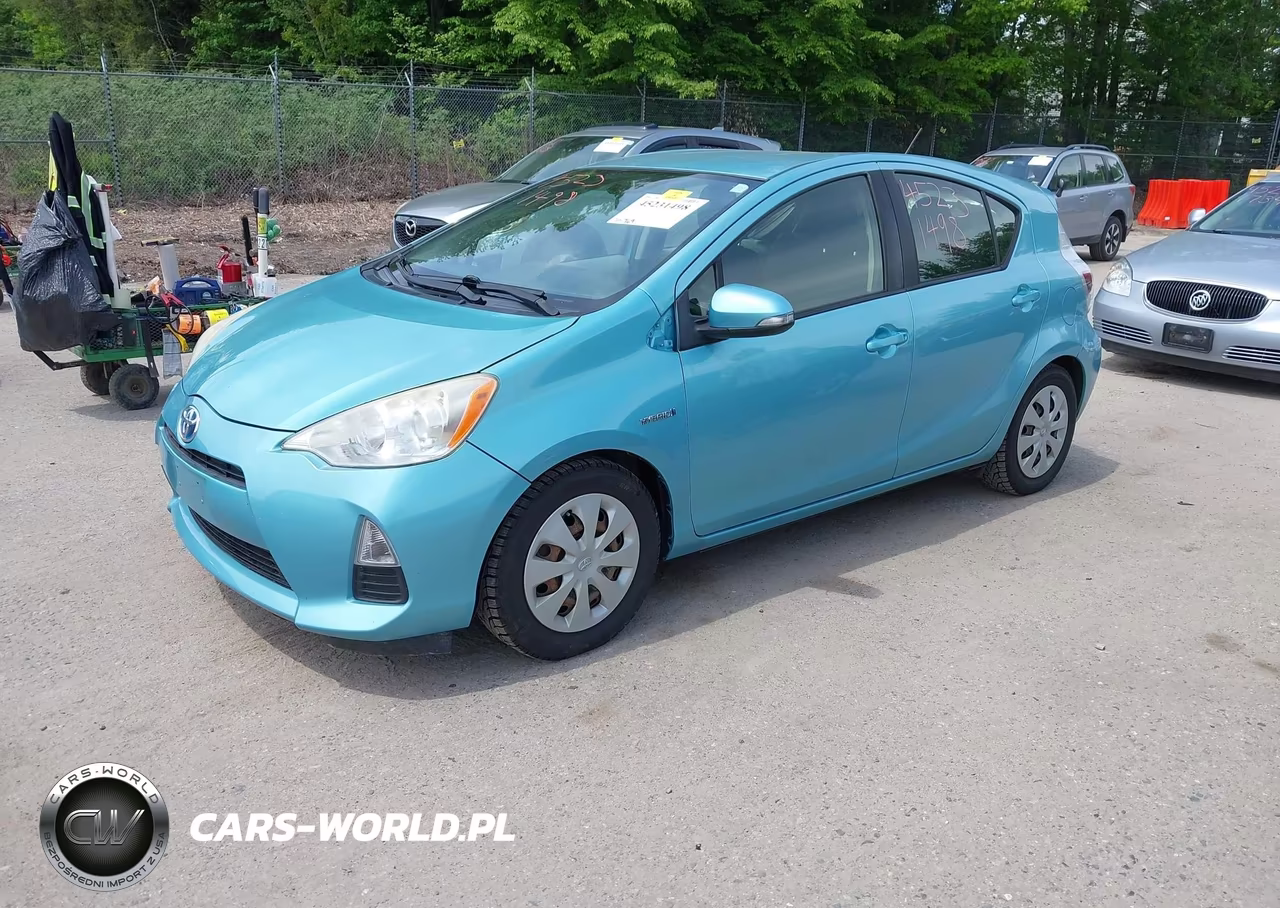 2013 Toyota Prius C Two VIN:JTDKDTB31D1051934 - 2