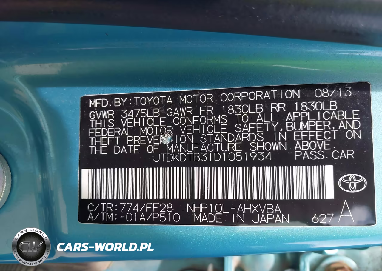 2013 Toyota Prius C Two VIN:JTDKDTB31D1051934 - 9