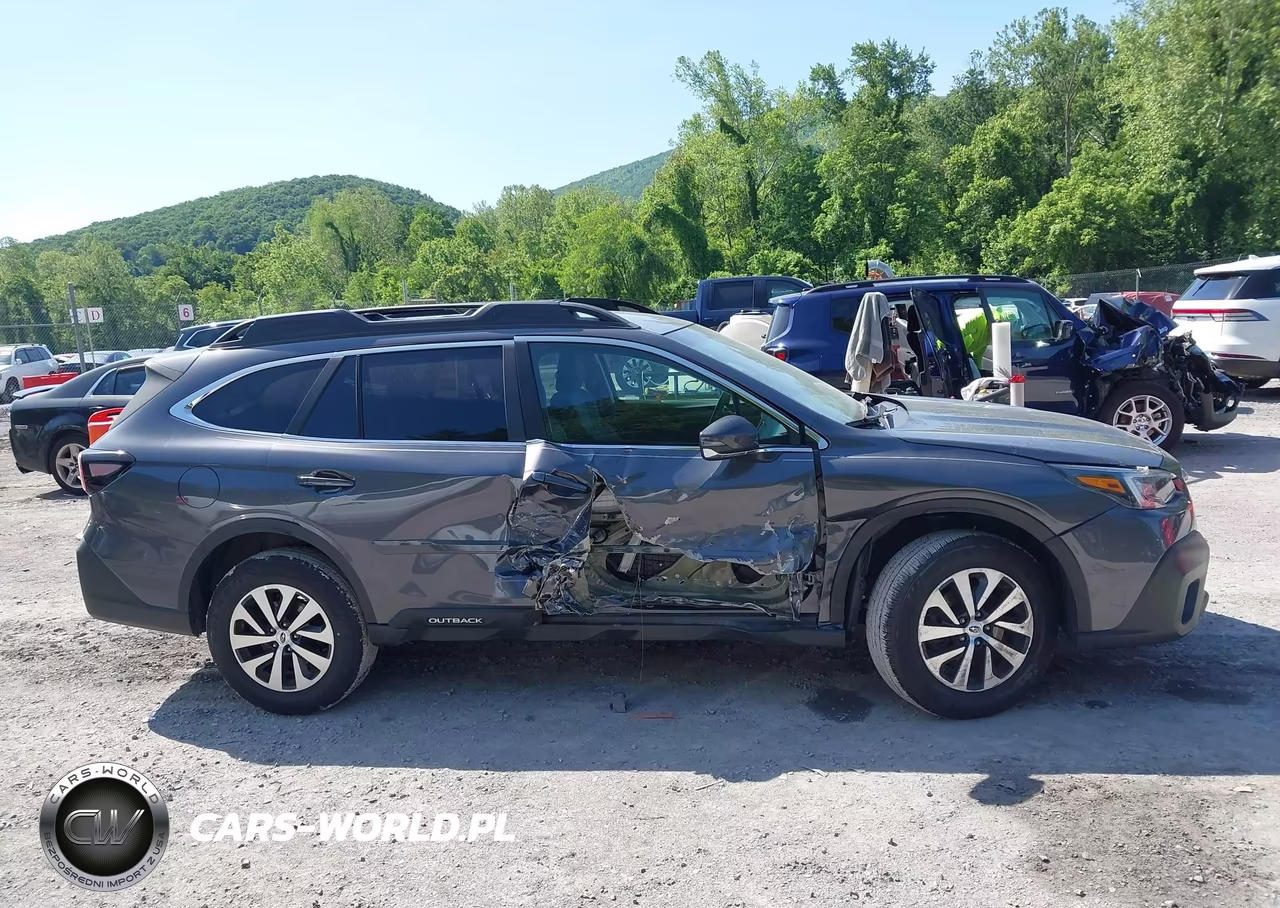 2022 Subaru Outback Premium VIN:4S4BTACC7N3233967 - 13