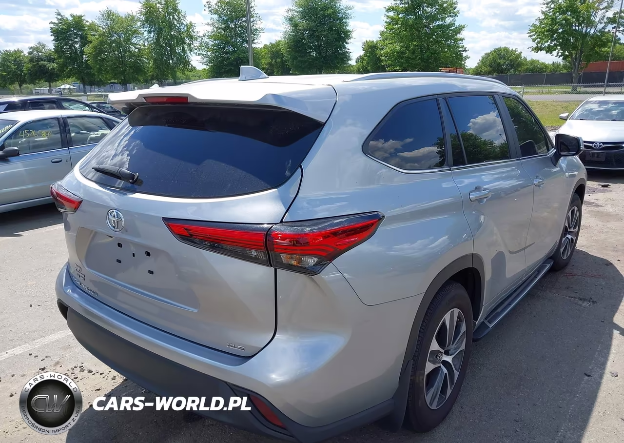 2023 Toyota Highlander Xle VIN:5TDKDRAH2PS523436 - 4
