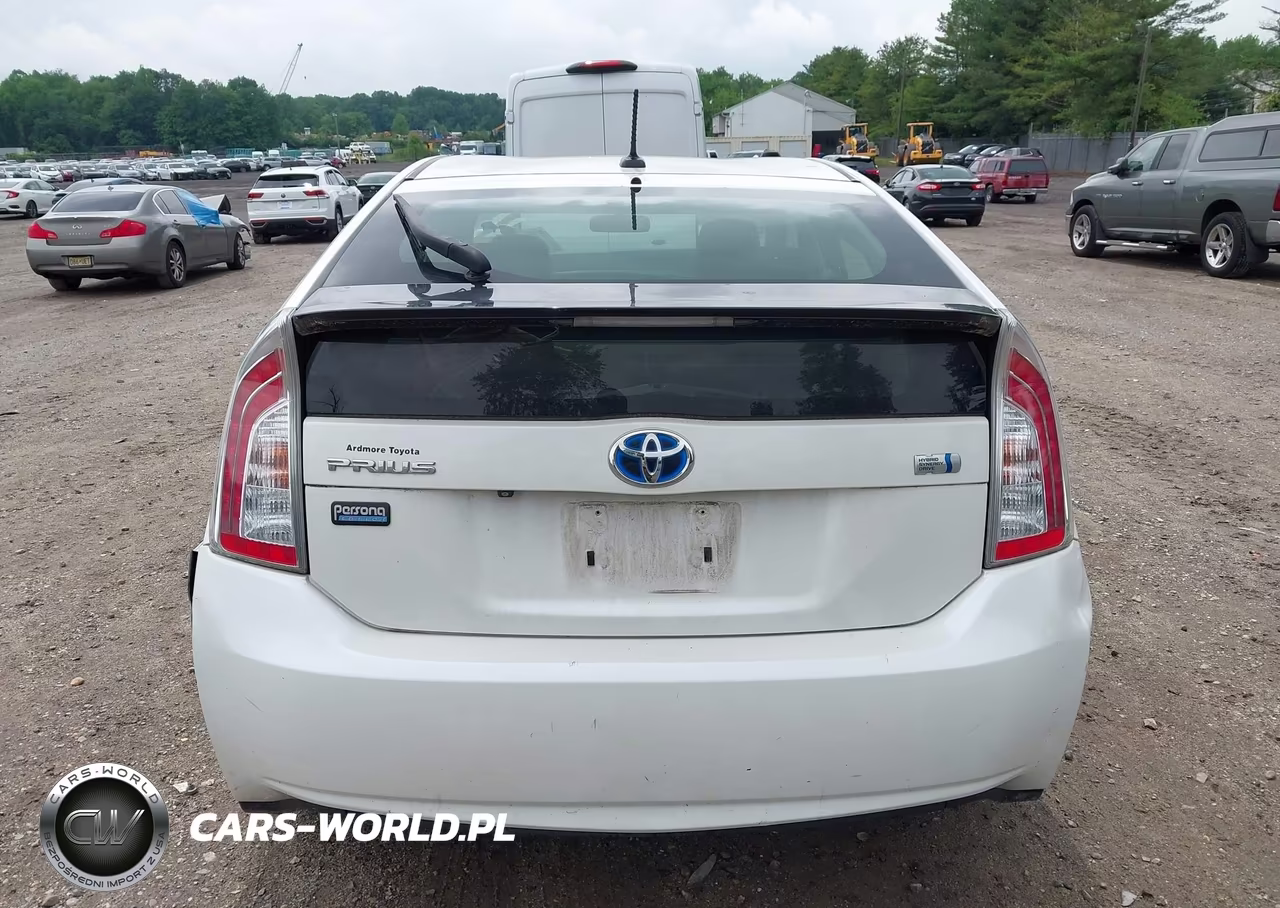 2013 Toyota Prius Three Se VIN:JTDKN3DU2D5581387 - 17