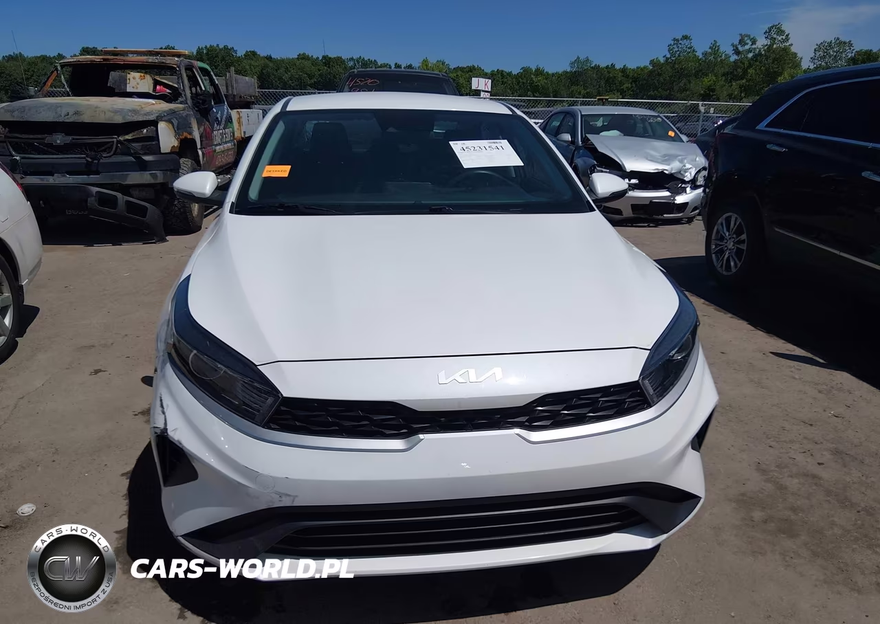 2023 Kia Forte Lxs VIN:3KPF24AD1PE608429 - 12